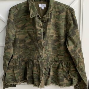 Mud Pie Green Camouflage Utility Jacket